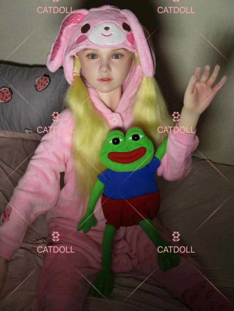 CATDOLL 136CM Sasha (TPE Body with Hard Silicone Head)
