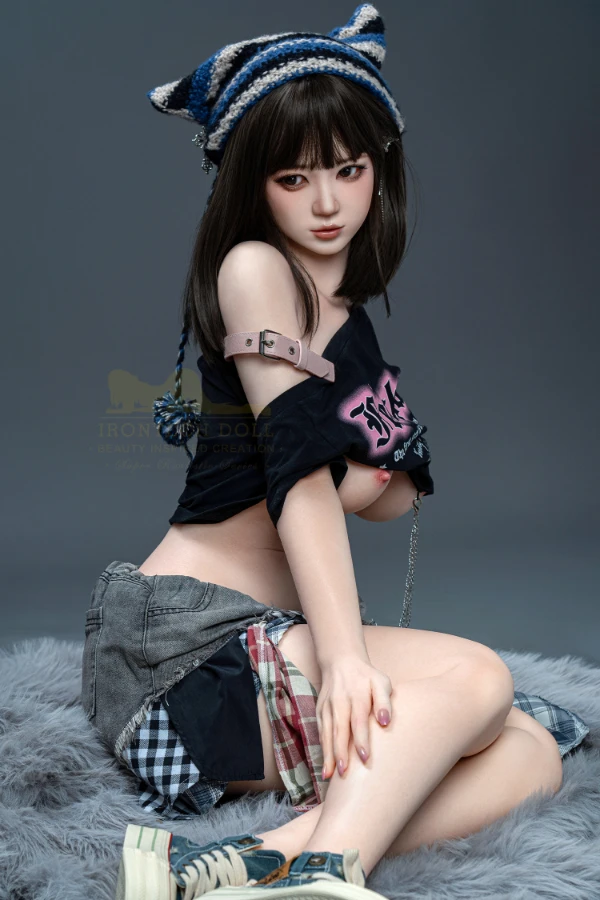 Irontech Doll Review: Exploring the Realism and Features of the 158cm Korean Girl Group Sex Doll, Maknae Nia, with Movable Jaw, Oral Structure, and Realistic Skin Textures, Including Free Clothes