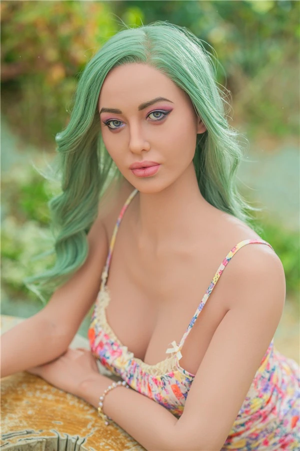 Zelex Doll Review - Stunningly Realistic Mature Adult Sex Doll Mae at 170cm in Silicone