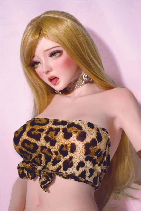 Review of the Realistic Busty Blonde Sex Doll Riley Measuring 150cm