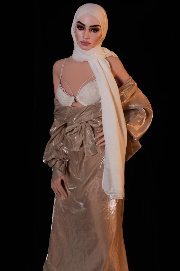 Climax Doll's Zara 157cm: A Comprehensive Review of the Exotic Sex Doll with Free Articulated Fingers, Realistic Oral Features, and Movable Jaw