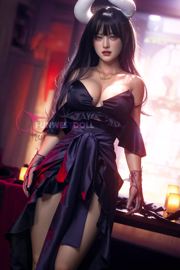 Funwest Doll Fantasy Series Review The Plump and Beautiful Chloe Silicone Sex Doll 160cm