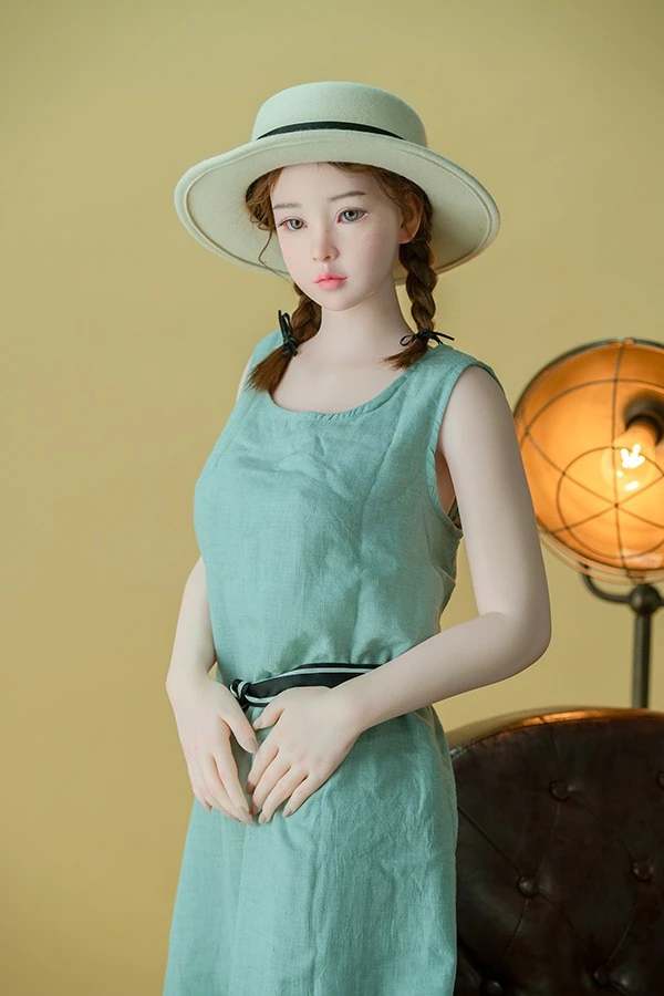 Zelex Doll Beatrice 147cm A Surreal Fair Skin Silicone Sex Doll Review