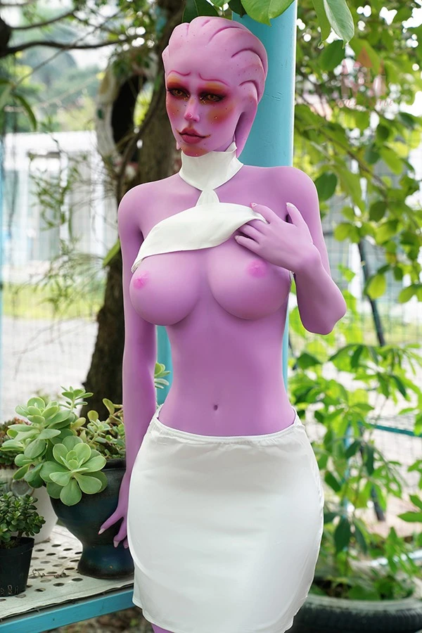 Dolls Castle Unveils the Enigmatic Merlay 170cm Purple-skinned Alien Sex Doll