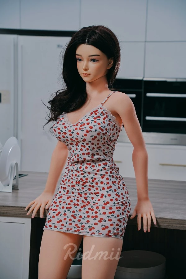 Ridmii Doll Lily 163cm Review: A Lifelike Experience with a Premium Realistic Sex Doll