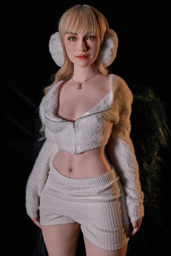 Climax Doll Imani 142cm Silicone Sex Doll Review: Enhanced Features Including Free Articulated Fingers, Realistic Oral, and Movable Jaw