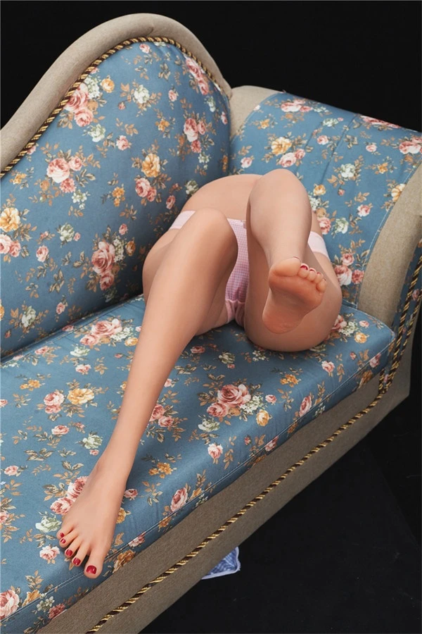 Review of Irontech Doll Antonia 106cm Lifelike Leg Torso Sex Doll