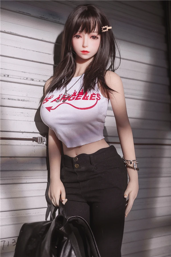 Aibei Doll Presents the Adorable Japanese Love Doll Deborah at 158cm with Complimentary Second Head
